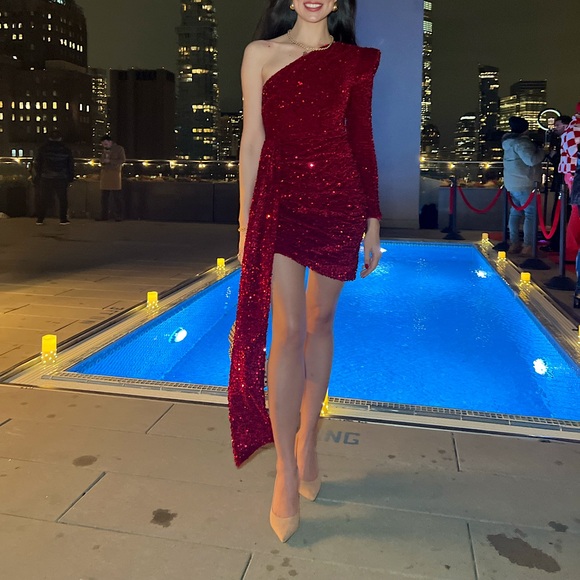 ASOS Luxe burgundy asymmetric draped sequin one shoulder long sleeve dress - Picture 4 of 4